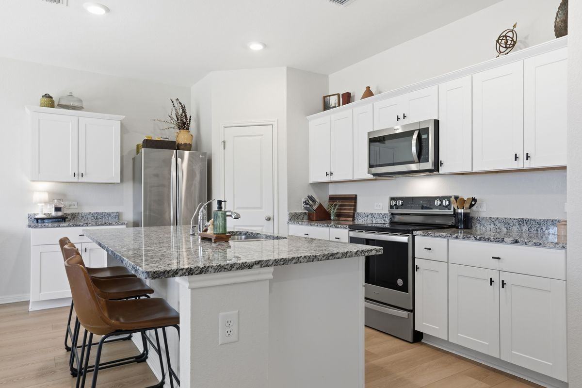 19419 Cloudy Bay Dr - Photo 6 of 20