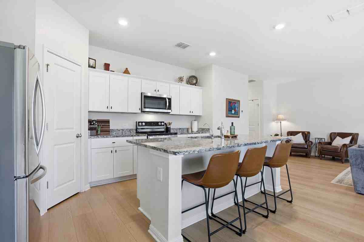 19419 Cloudy Bay Dr - Photo 7 of 20