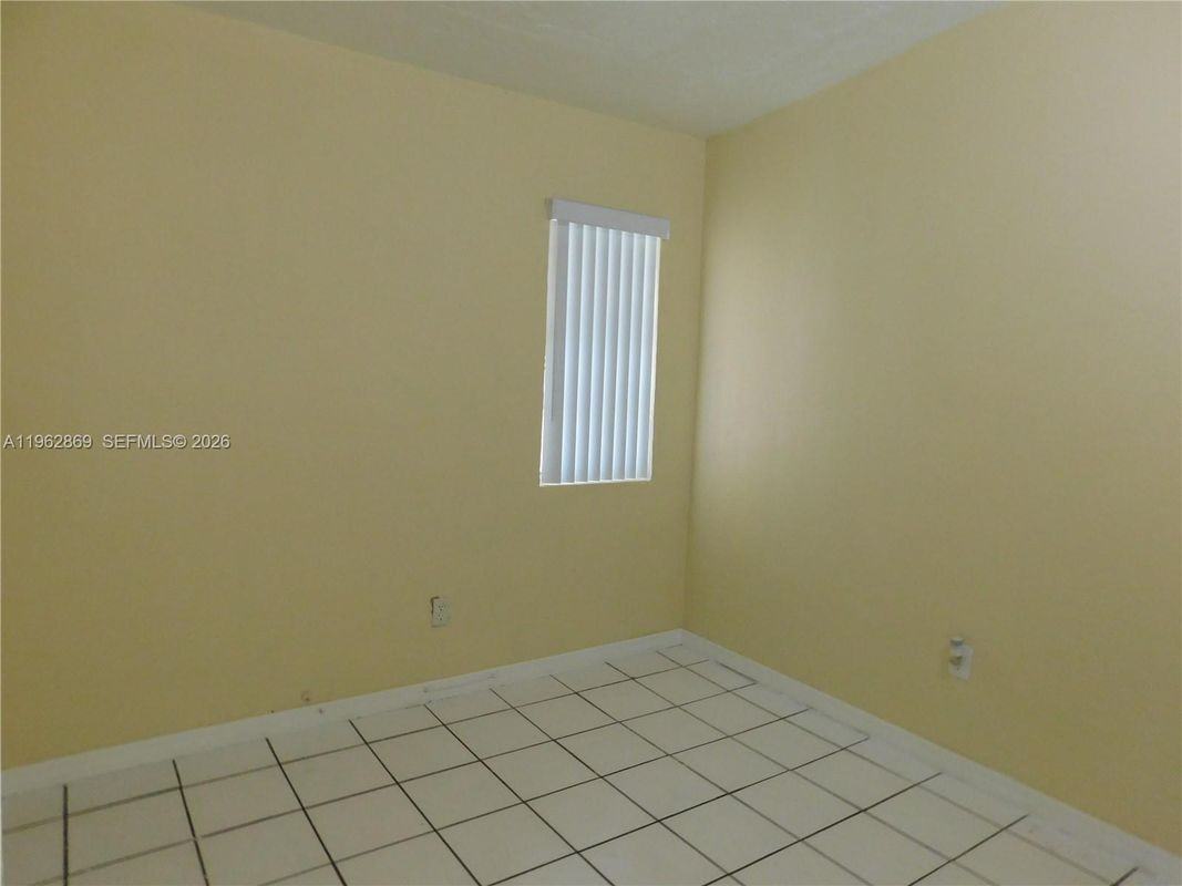 10121 W Jessamine St - Photo 2 of 20