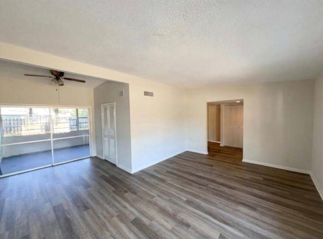 141 Se Calmoso Dr - Photo 5 of 24