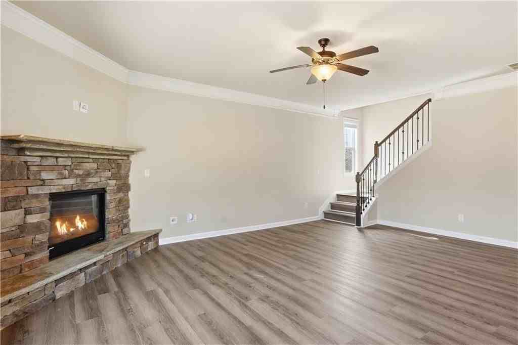 4450 Pleasant Woods Dr - Photo 3 of 16