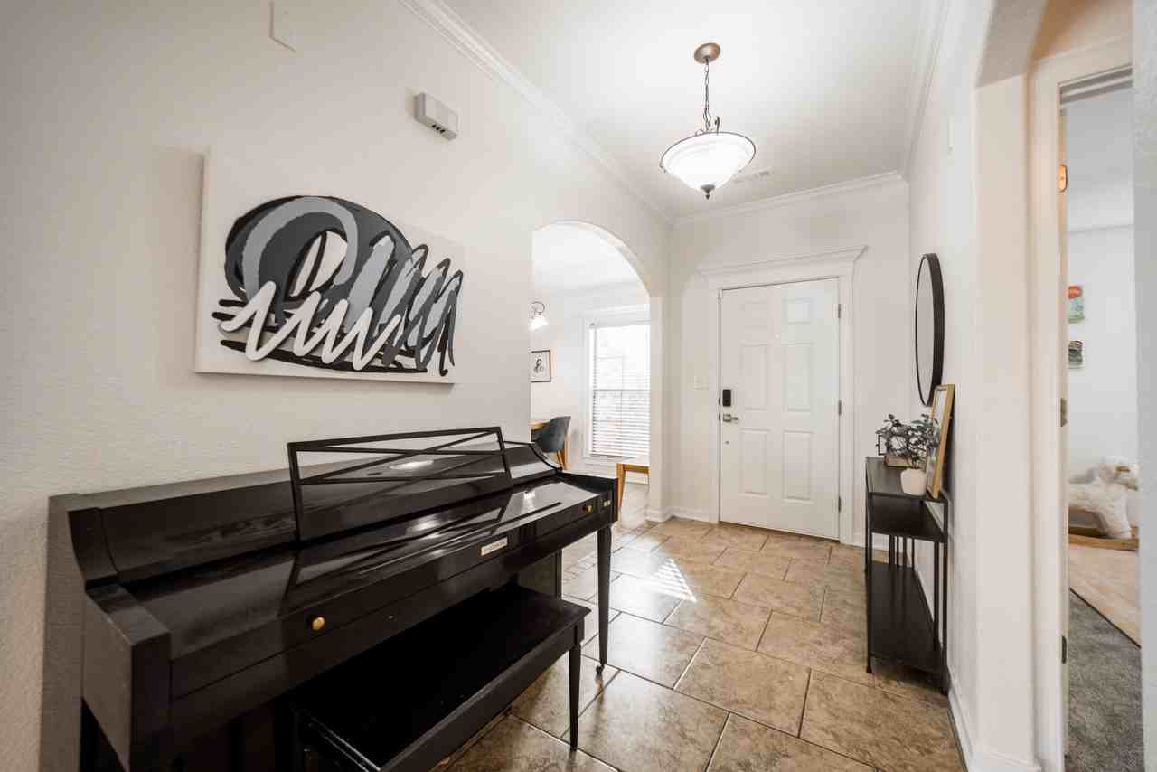 3960 W Mountain View Dr #NA - Photo 5 of 33