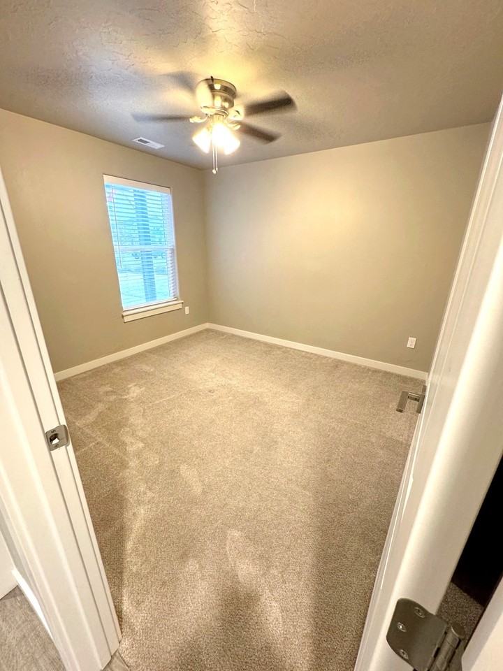 1901 E Porter St #NA - Photo 6 of 13