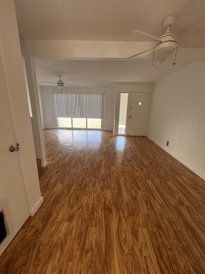 147 Oko St #1404 - Photo 7 of 39