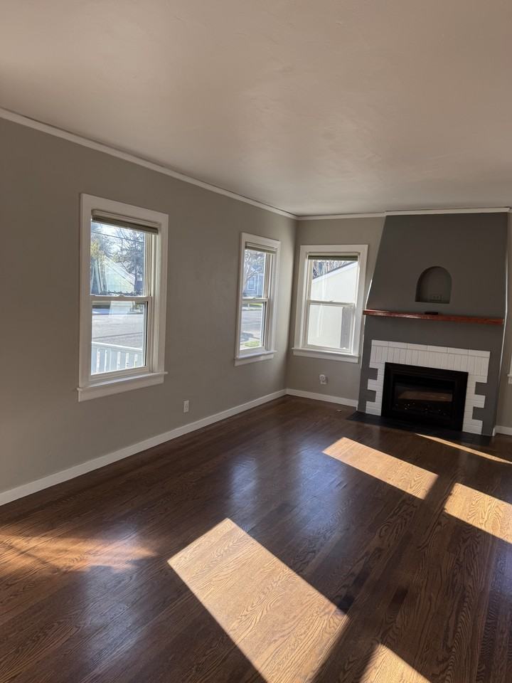 1136 Hayes St #NA - Photo 5 of 22