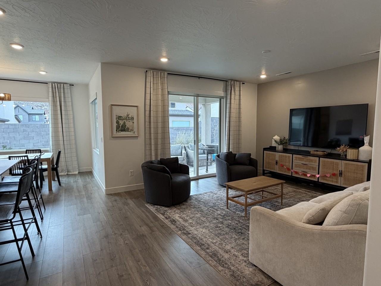 1583 East Star Springs Drive #NA - Photo 6 of 18