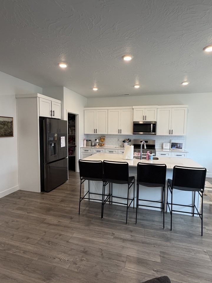 1583 East Star Springs Drive #NA - Photo 7 of 18