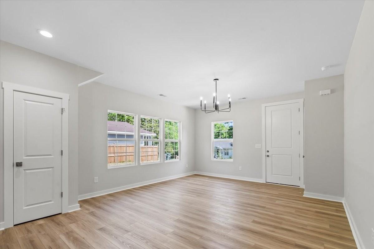 1914 White St #B - Photo 4 of 9