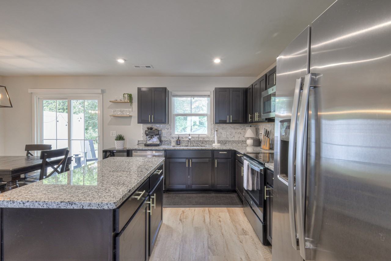 2935 Winterberry Dr #47 - Photo 2 of 20