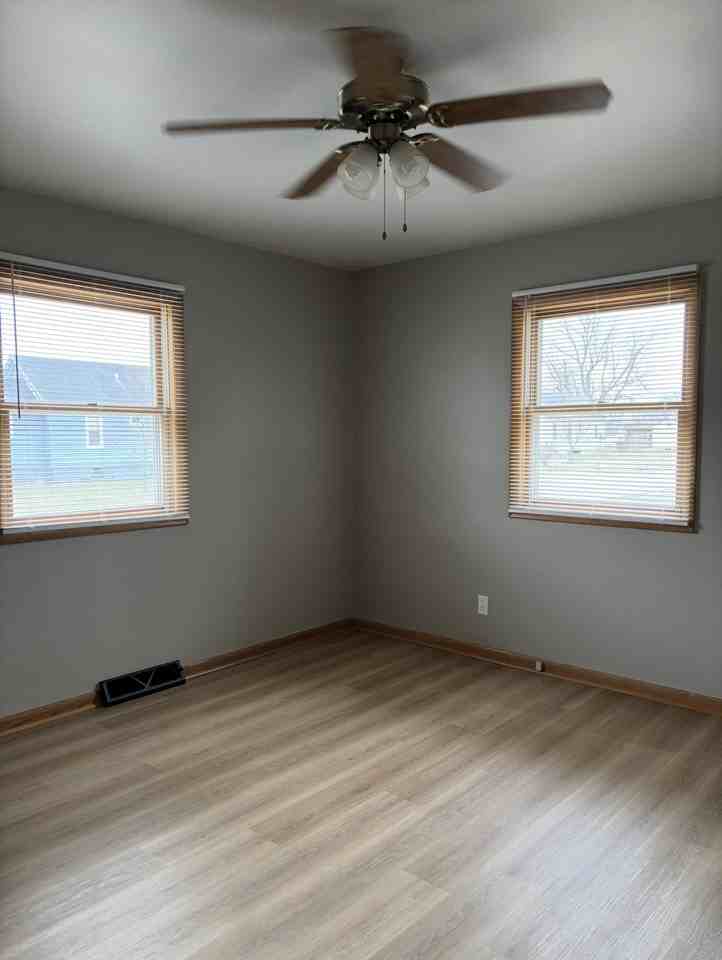 318 Durant St #NA - Photo 4 of 6