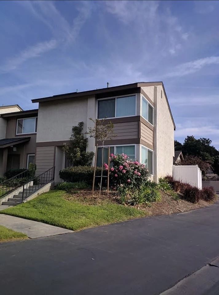 1241 Cheltenham Ln - Photo 3 of 24