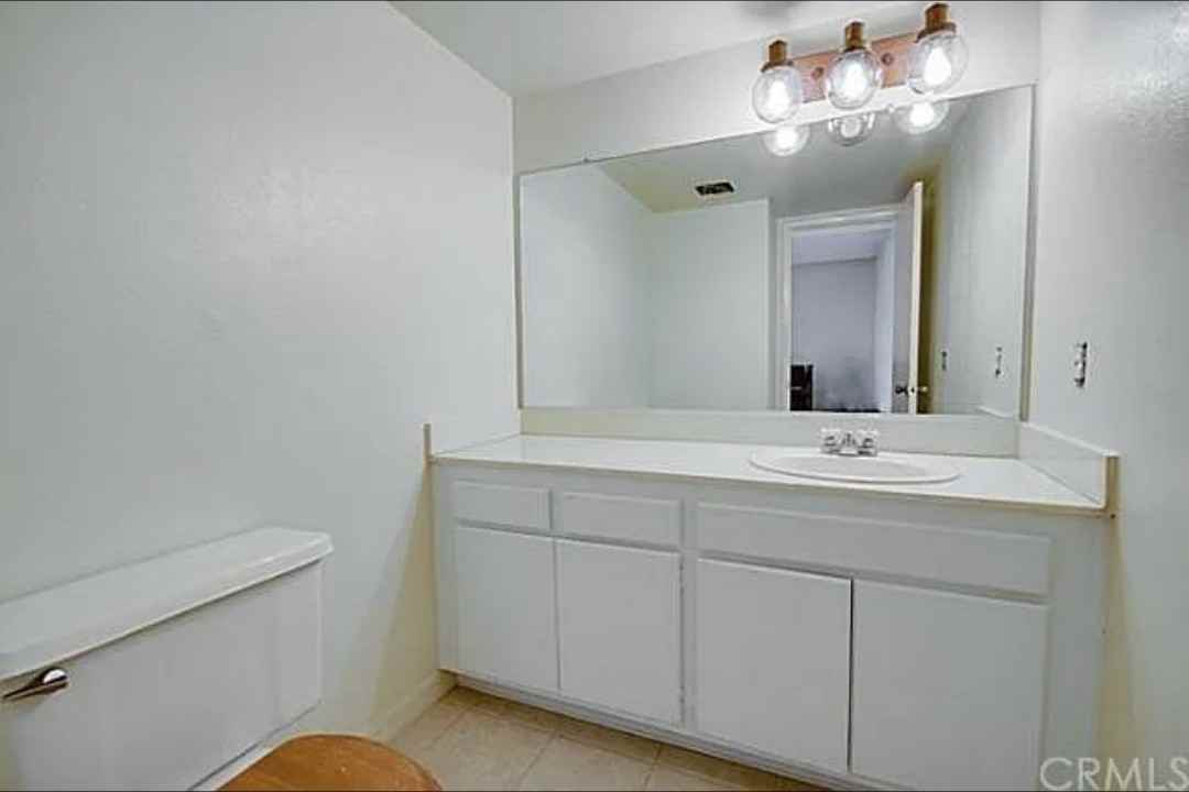 1241 Cheltenham Ln - Photo 7 of 24