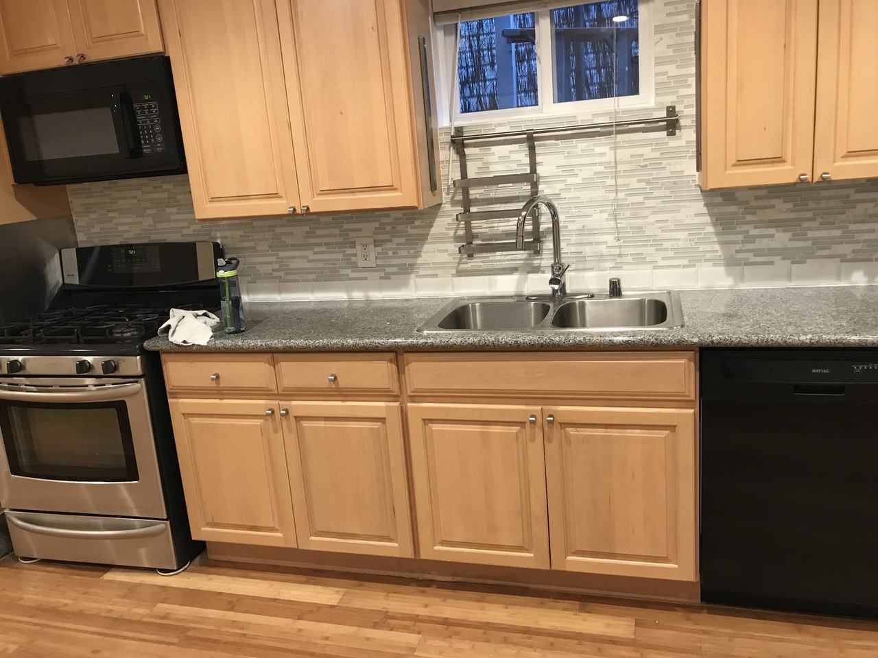 2437 Buena Vista Ave #A - Photo 5 of 11