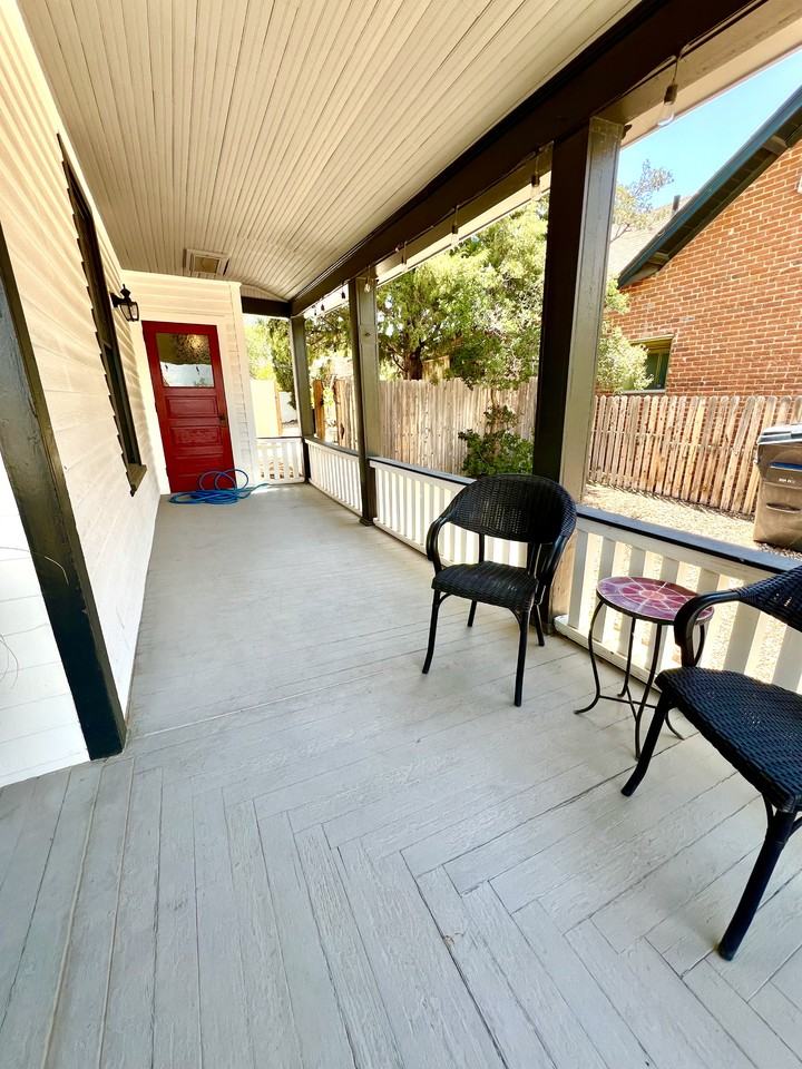 120 Arno St Se #NA - Photo 6 of 36