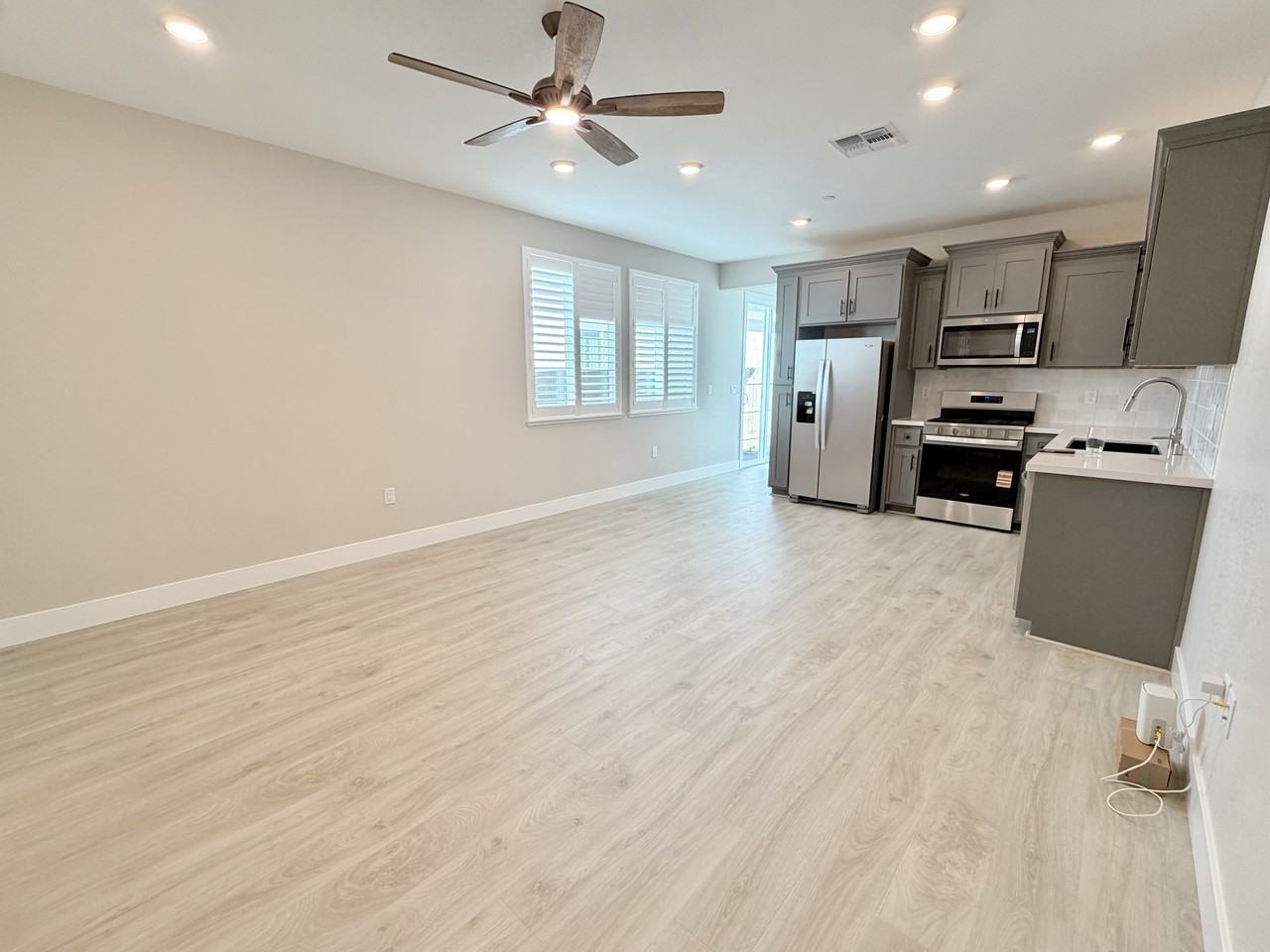 4085 Peters Ct #NA - Photo 5 of 21