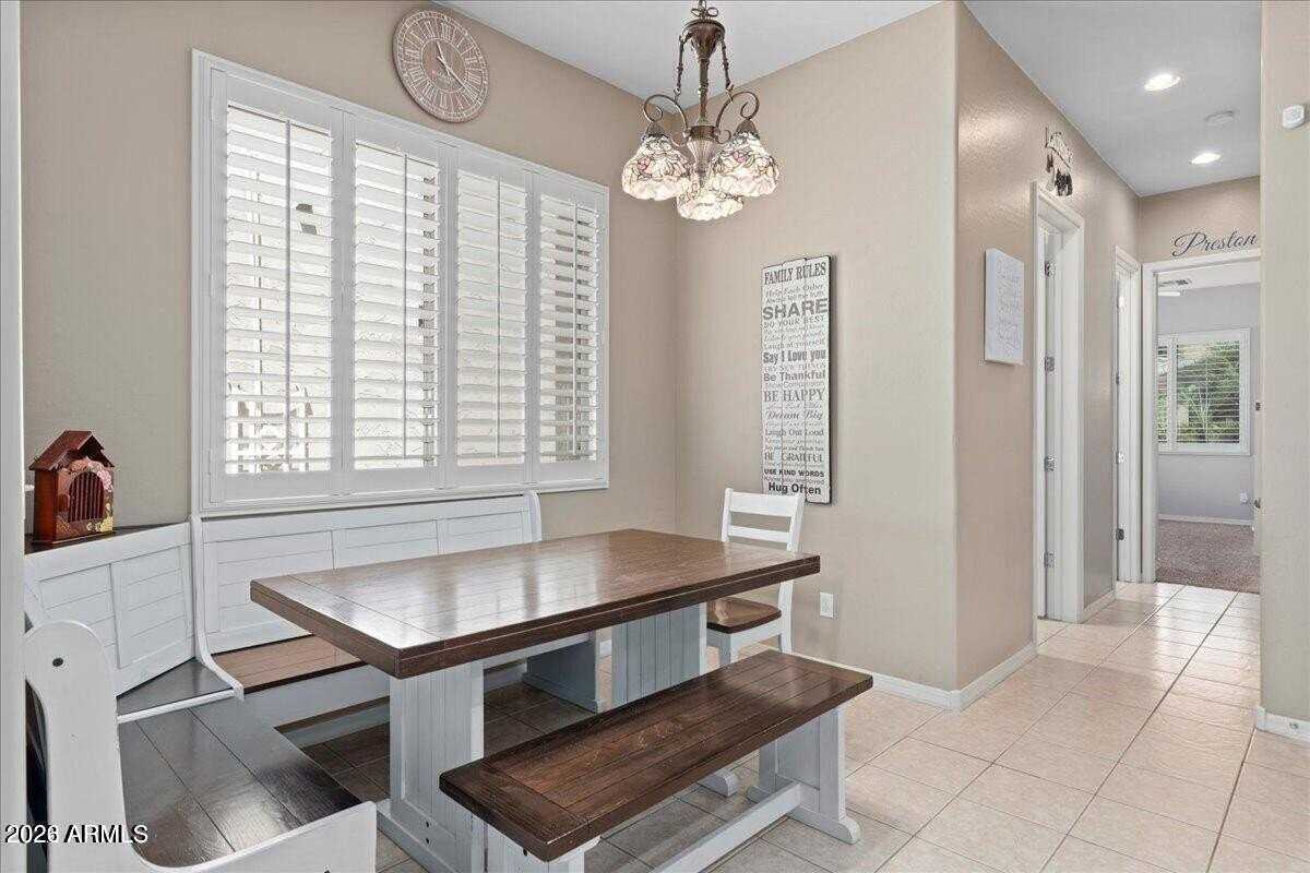 14261 W Harvard St - Photo 7 of 43