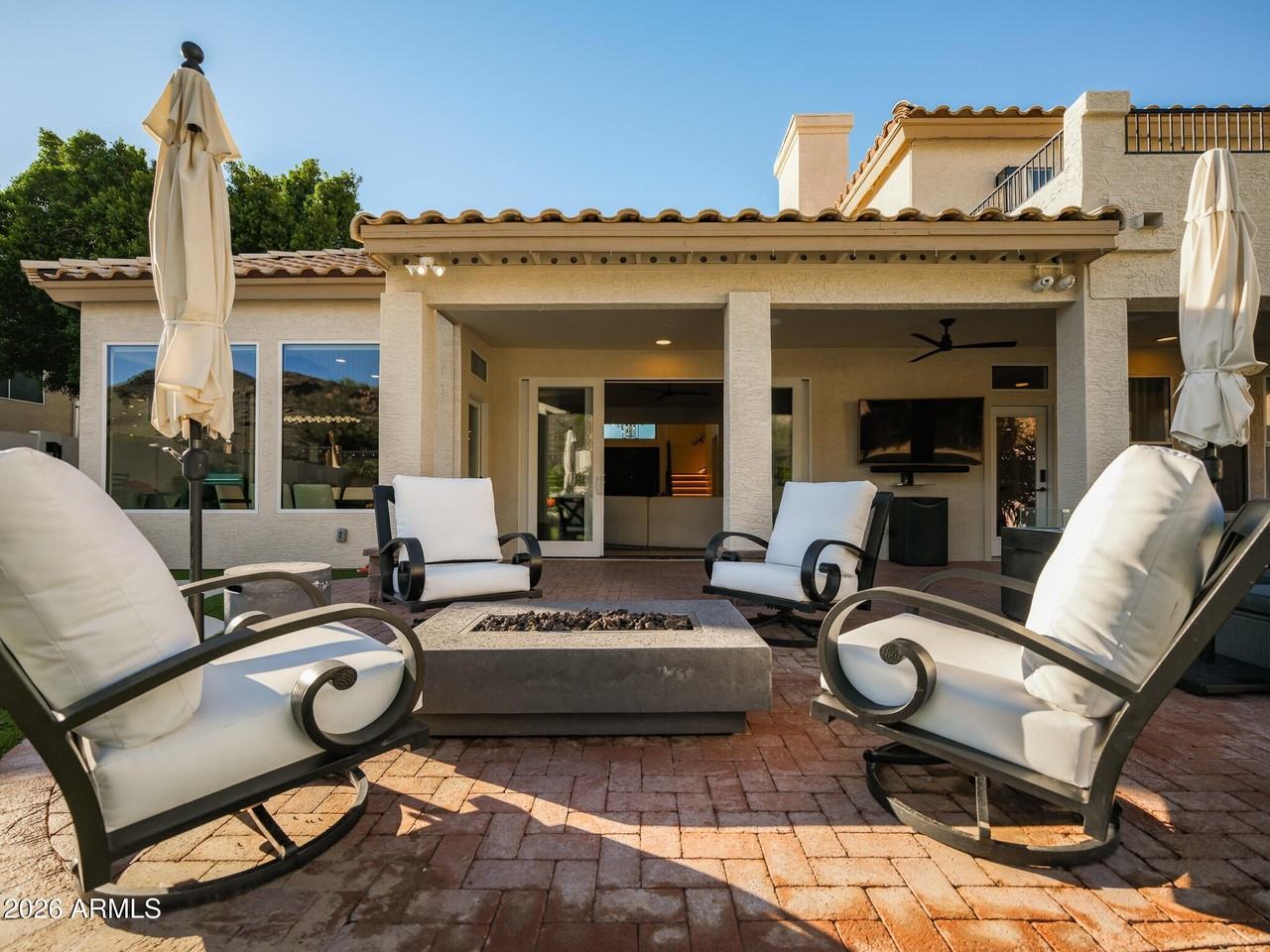 2024 E Granite View Dr - Photo 3 of 50