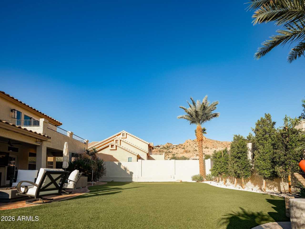 2024 E Granite View Dr - Photo 4 of 50