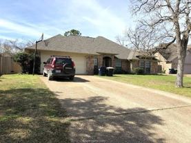 1006 Oakhaven Cir - Photo 1 of 1