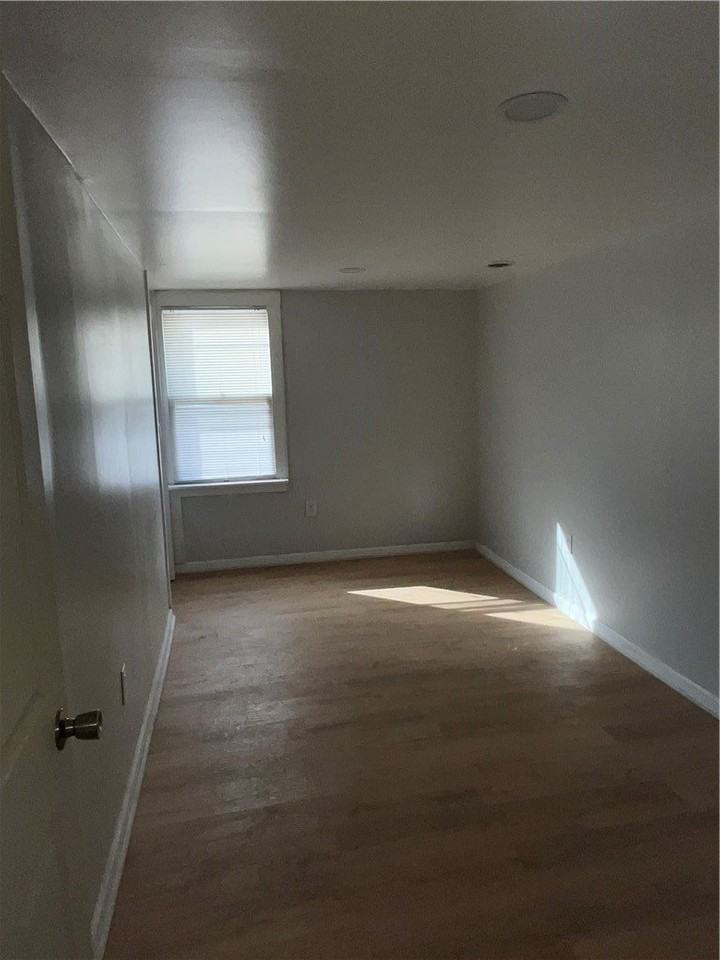 210 Sullivan St Apt 4 #4 - Photo 3 of 11