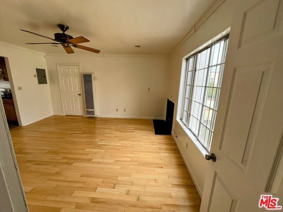 1457 S Holt Ave - Photo 5 of 18