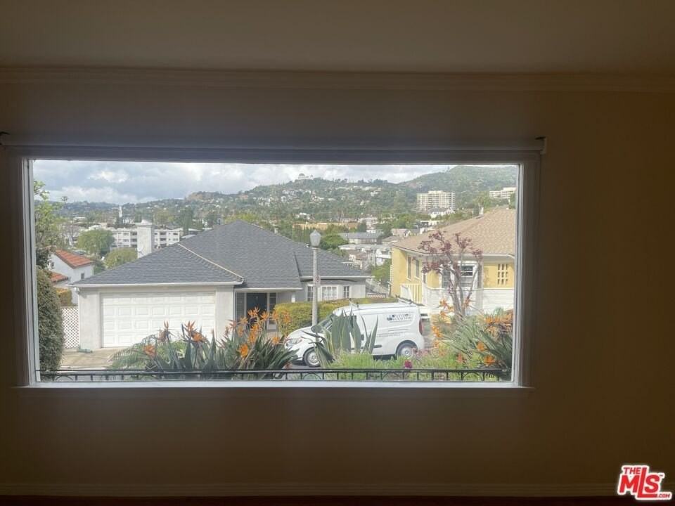 4160 Holly Knoll Dr - Photo 5 of 27