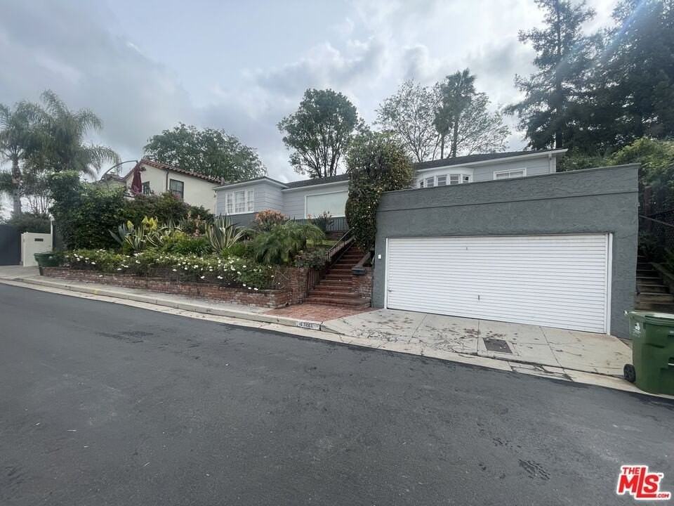 4160 Holly Knoll Dr - Photo 7 of 27