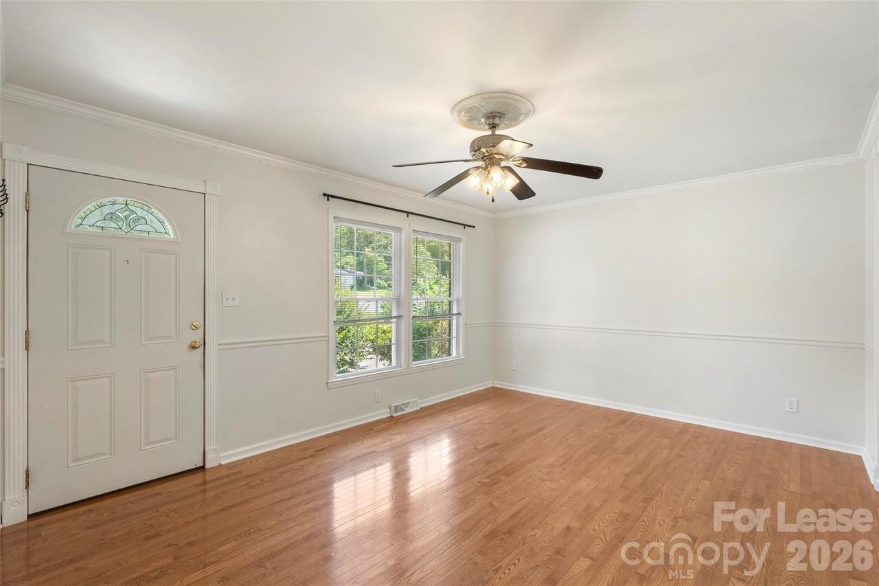 3124 Edsel Pl - Photo 4 of 25