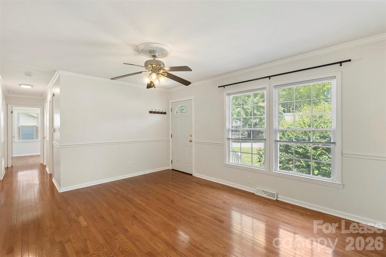 3124 Edsel Pl - Photo 5 of 25