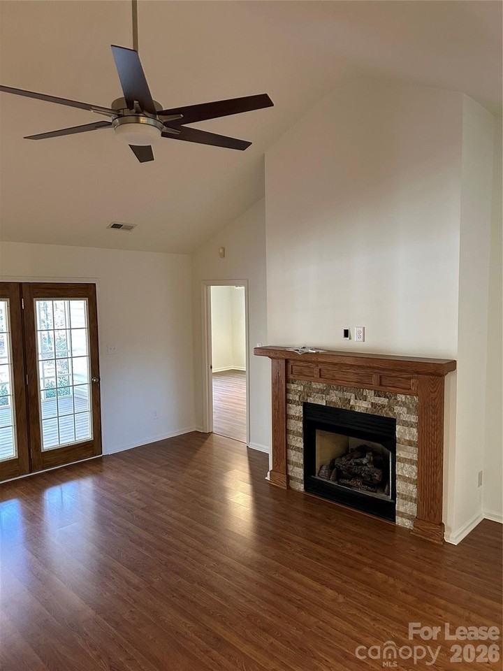 124 Moonlight Way - Photo 7 of 15