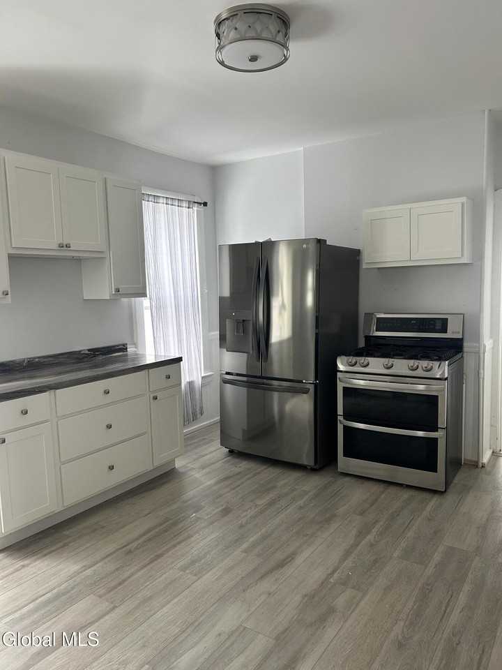 107 N Ten Broeck St - Photo 5 of 16