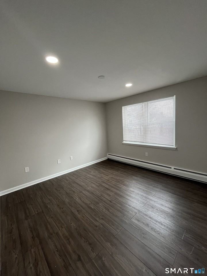 270 High St #B2 - Photo 2 of 6