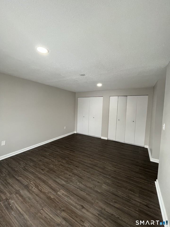270 High St #B2 - Photo 3 of 6
