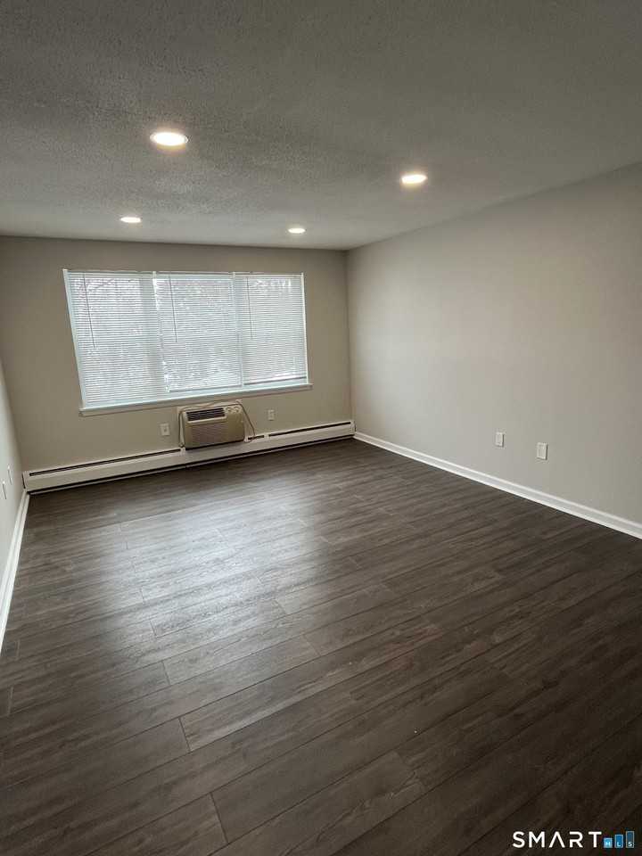 270 High St #B2 - Photo 4 of 6