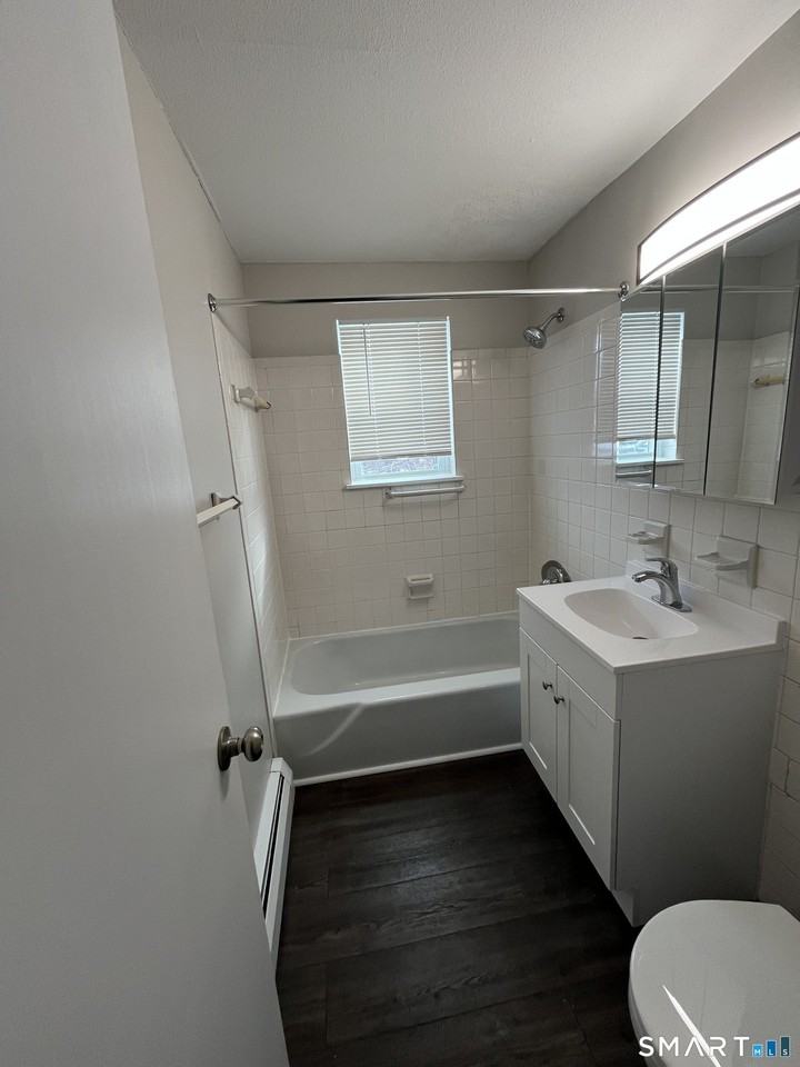270 High St #B2 - Photo 5 of 6