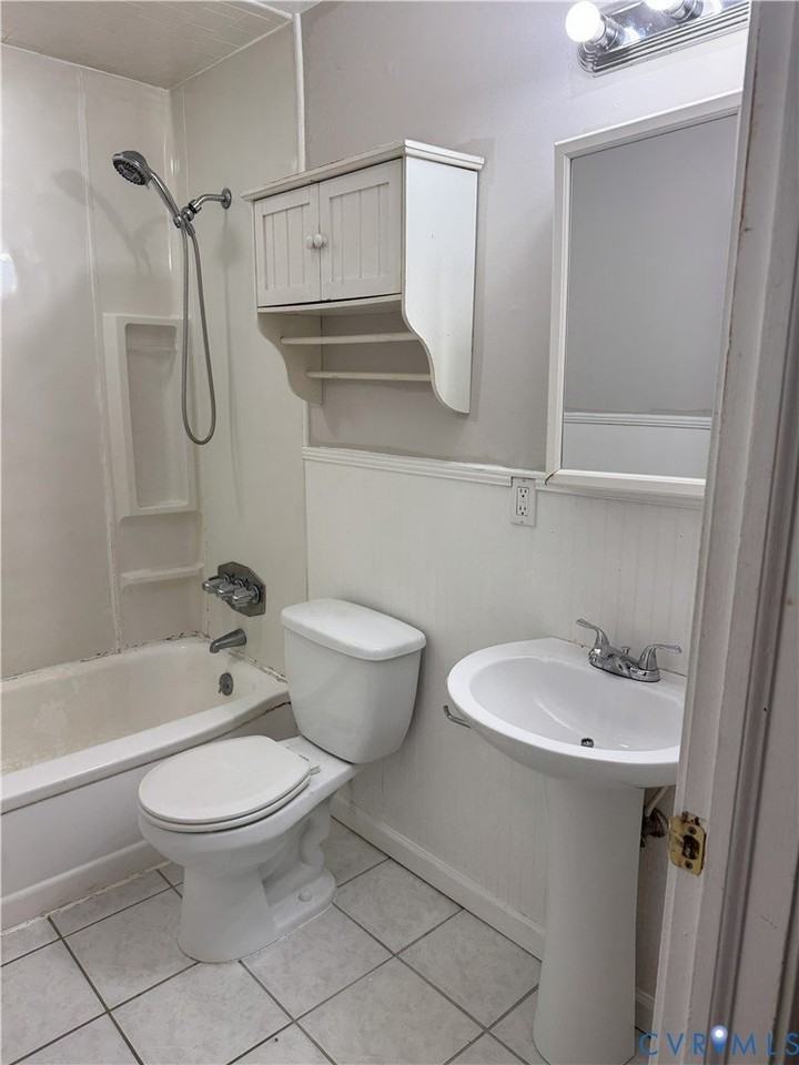 1807 Westhill Rd - Photo 6 of 11