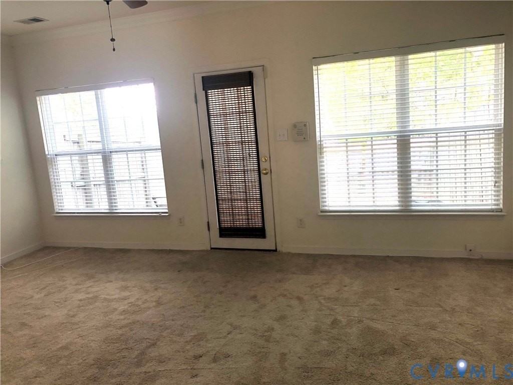 8602 Springwater Dr Unit 8602 #8602 - Photo 6 of 10