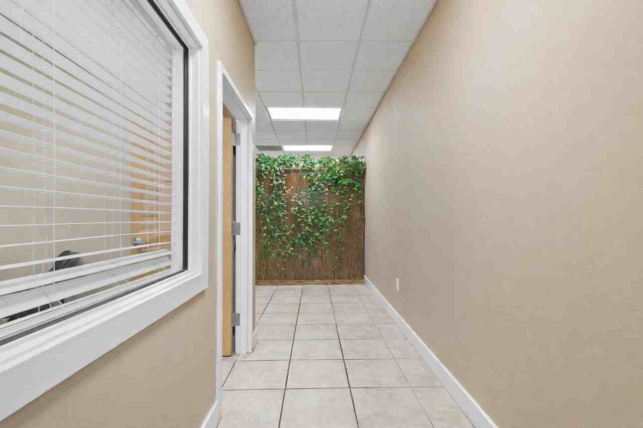 986 Airport Rd - Photo 3 of 13