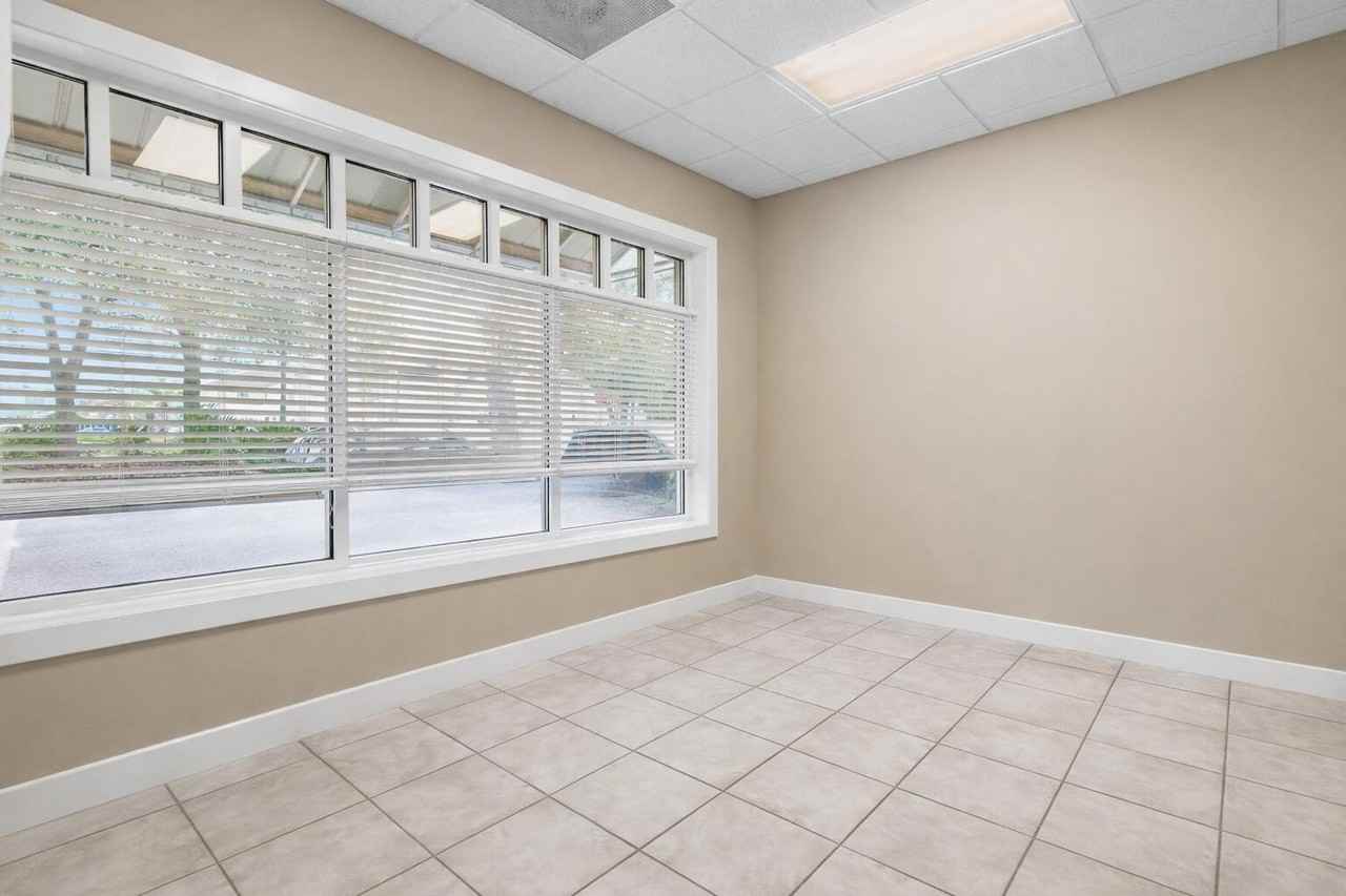 986 Airport Rd - Photo 4 of 13