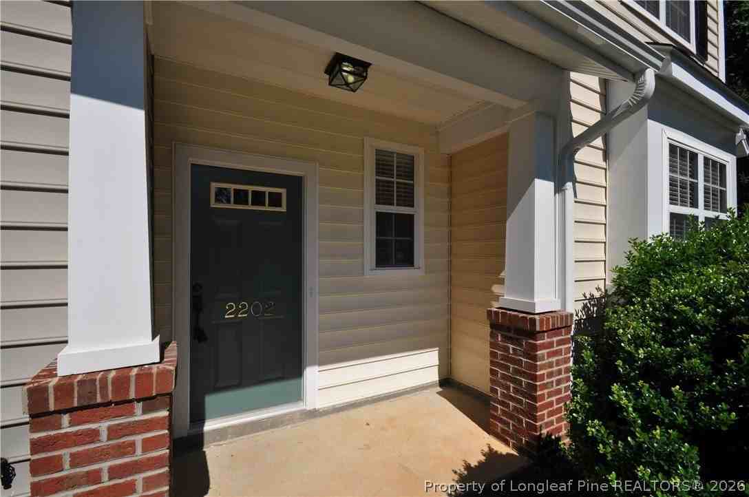 2202 Plum Frost Dr - Photo 2 of 30