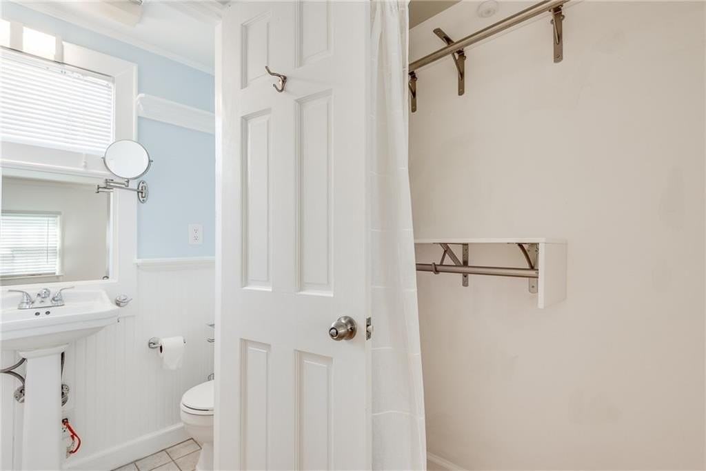 1143 Saint Charles Pl Ne - Photo 2 of 24