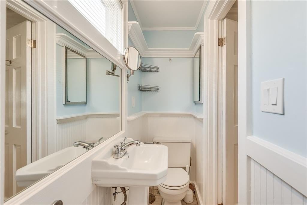 1143 Saint Charles Pl Ne - Photo 5 of 24