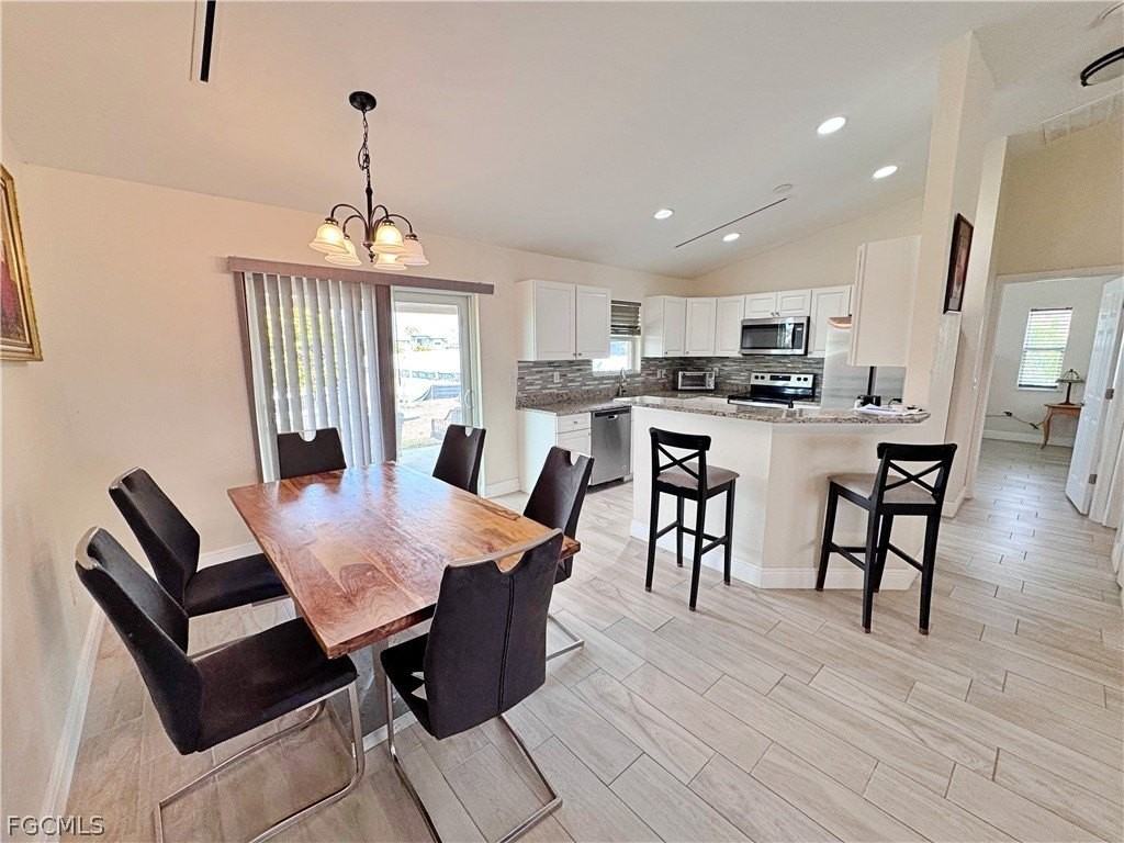 1111 Nw 19th Ter - Photo 5 of 16