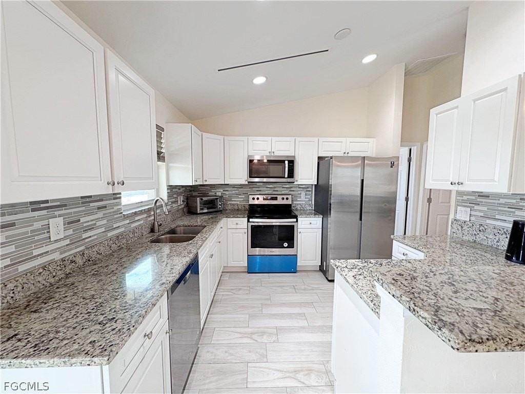 1111 Nw 19th Ter - Photo 6 of 16