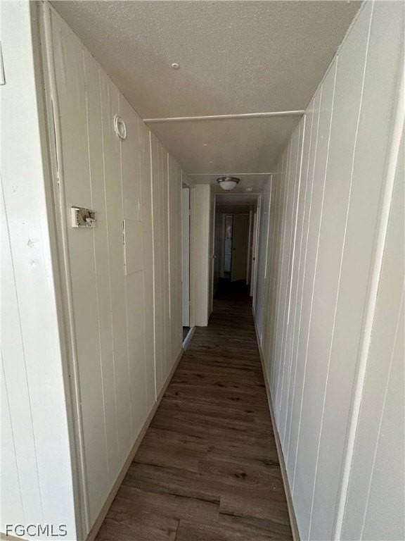 8085 Tolles Dr - Photo 4 of 7