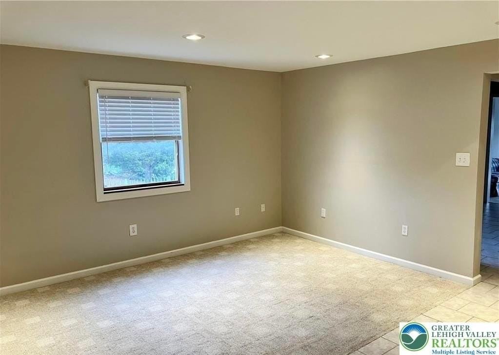 4033 W Grant St #10 - Photo 3 of 11