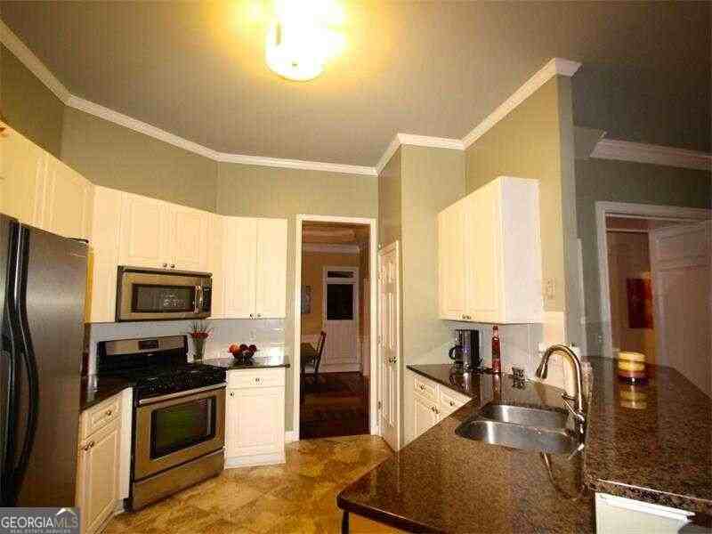 1165 Wynridge Xing - Photo 3 of 16