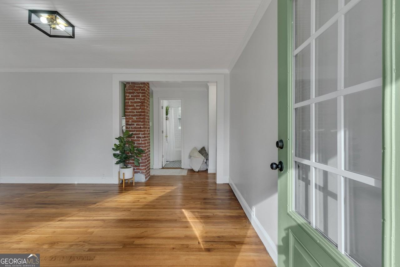 9 Meridian Dr - Photo 7 of 42