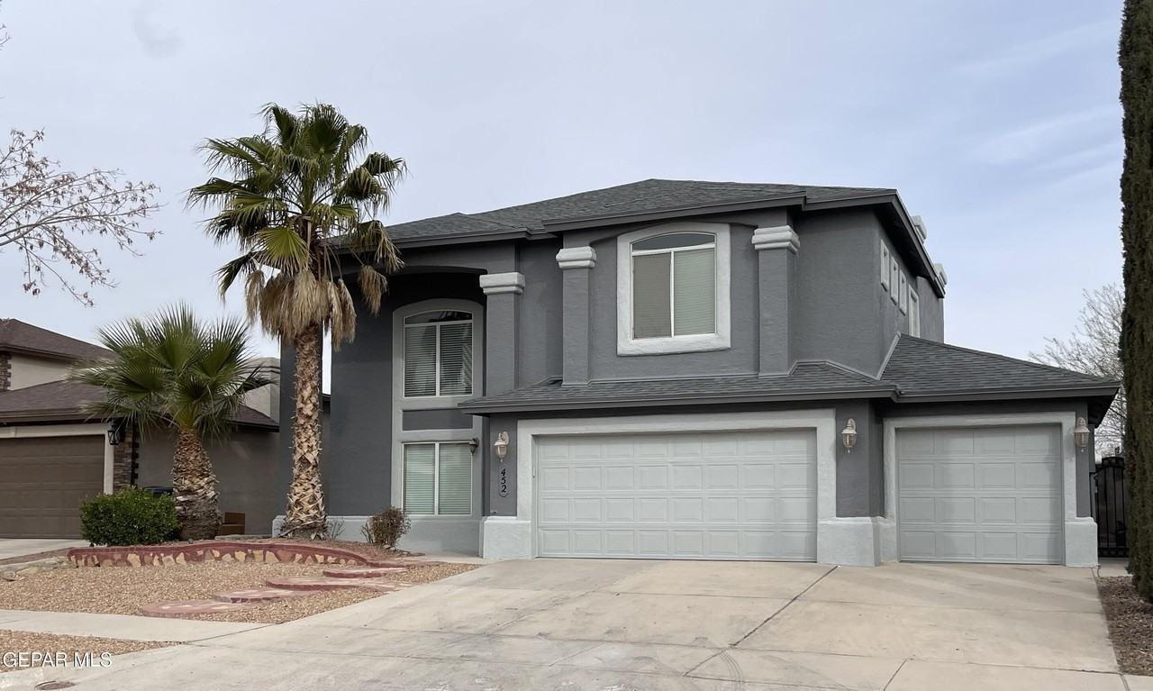 452 Emerald Pass Ave - Photo 2 of 19