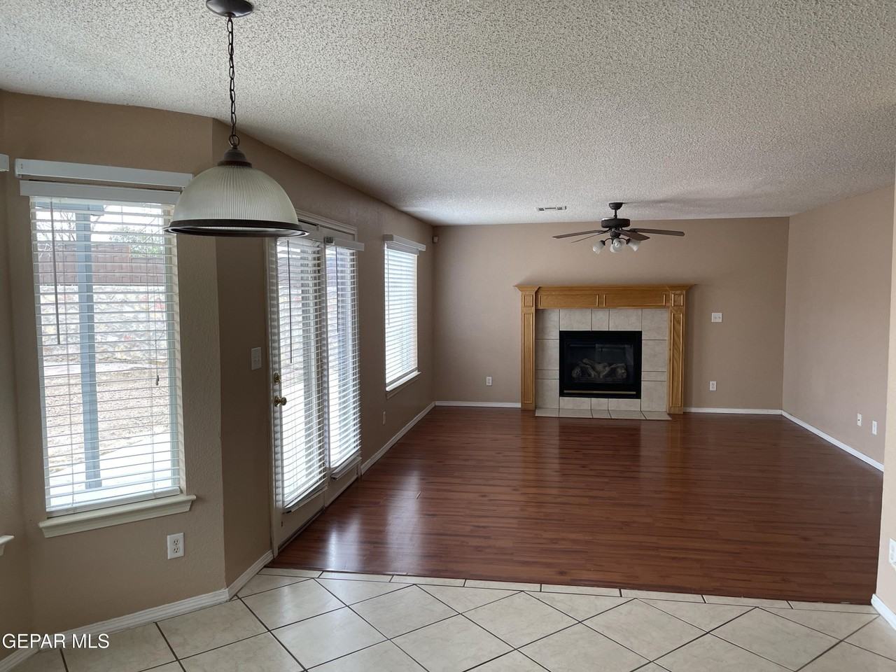 452 Emerald Pass Ave - Photo 3 of 19